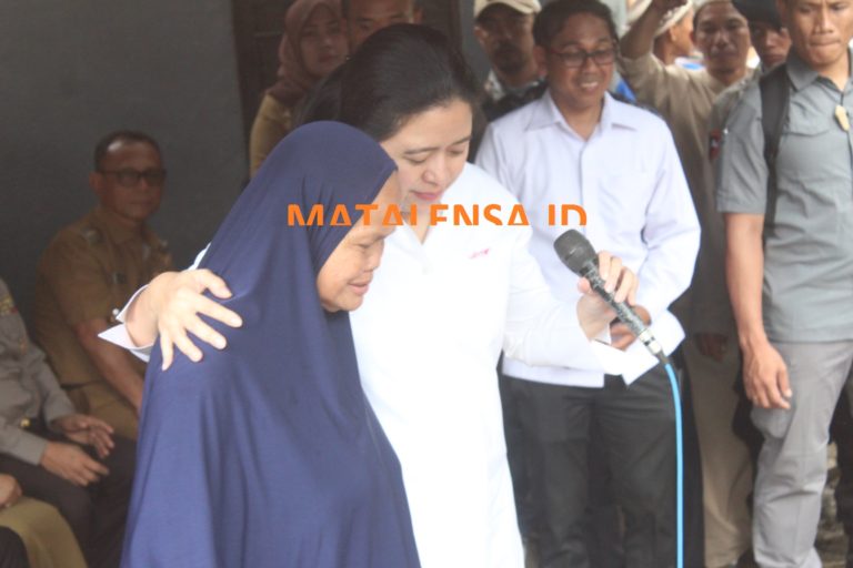 Puan Maharani Berikan Bantuan Korban Banjir Bandang di Mamuju 