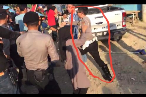 Waduh, Oknun Polisi Pukul Massa Aksi FPPI