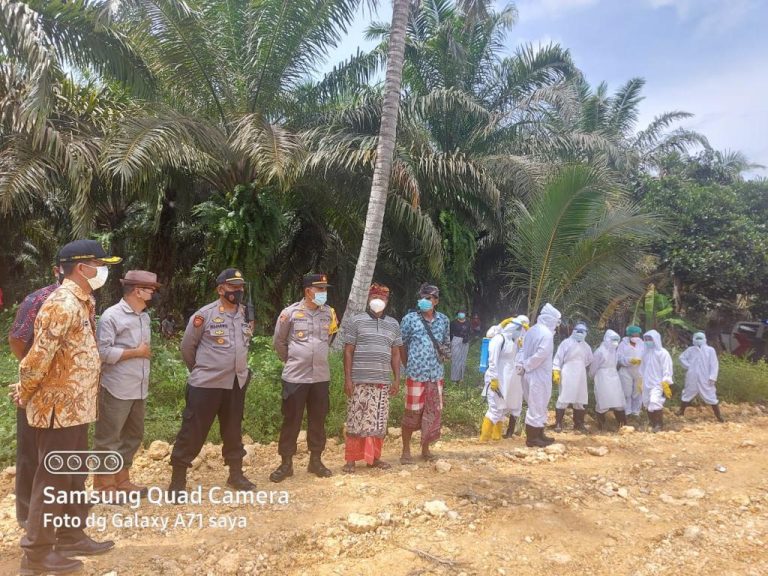 Polres Pasangkayu Amankan Pemakaman Pasien Covid-19 di Pedongga